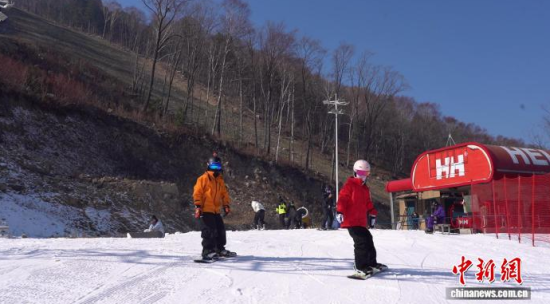 ��ѩ�ۺ����w�(y��n)���׻�������ʯ���� �z