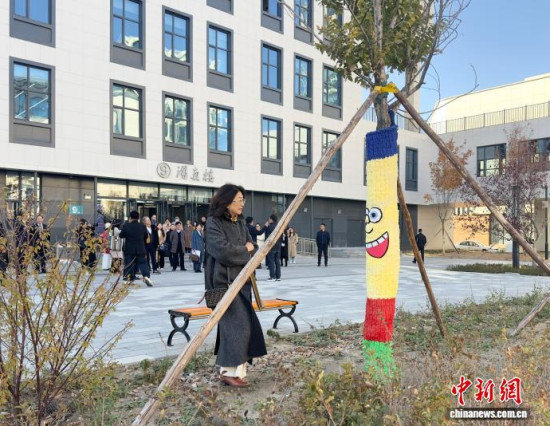 10��23���������L������W(xu��)���o�䴩�������������� �z