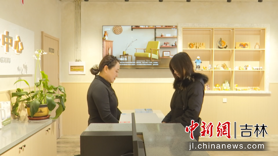 �οͷ���(w��)�������ڽӴ��ο��������hί������/���D