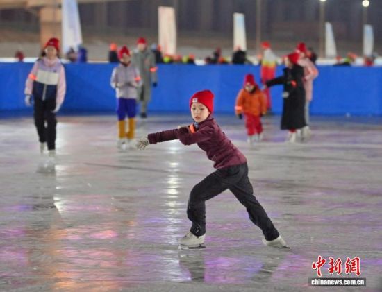 1��6�գ������L����С�\�ӆT���^��չʾ���ӻ��������� �z