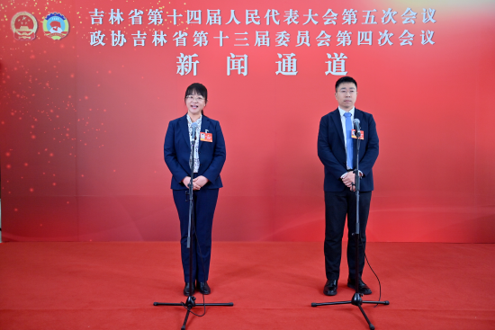 1��26���������f(xi��)����ʡ��ʮ����ί�T��(hu��)���ĴΕ�(hu��)�hί�Tͨ�������S����(��һ)�ش�ӛ���ᆖ(w��n)�� ���� �z