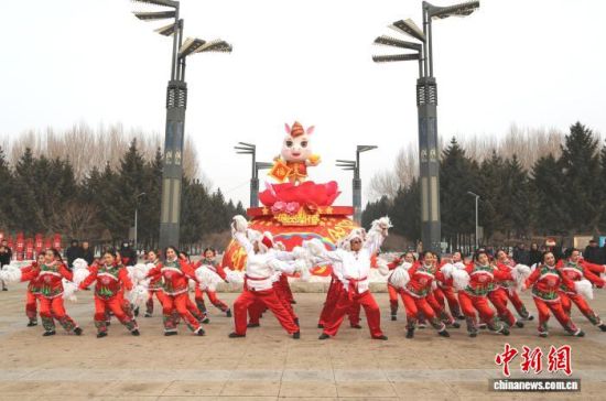 2��10�������ڼ����L�����ݖ|���������w�� �z